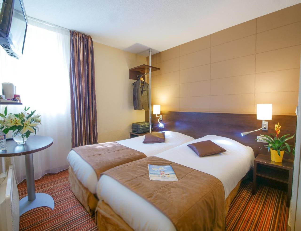 Hotel Inn Design Poitiers Sud エクステリア 写真