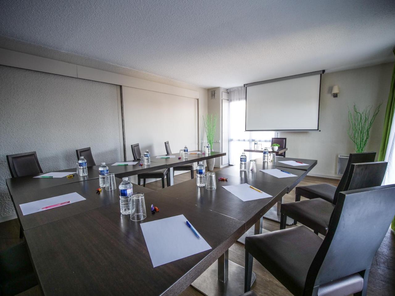 Hotel Inn Design Poitiers Sud エクステリア 写真