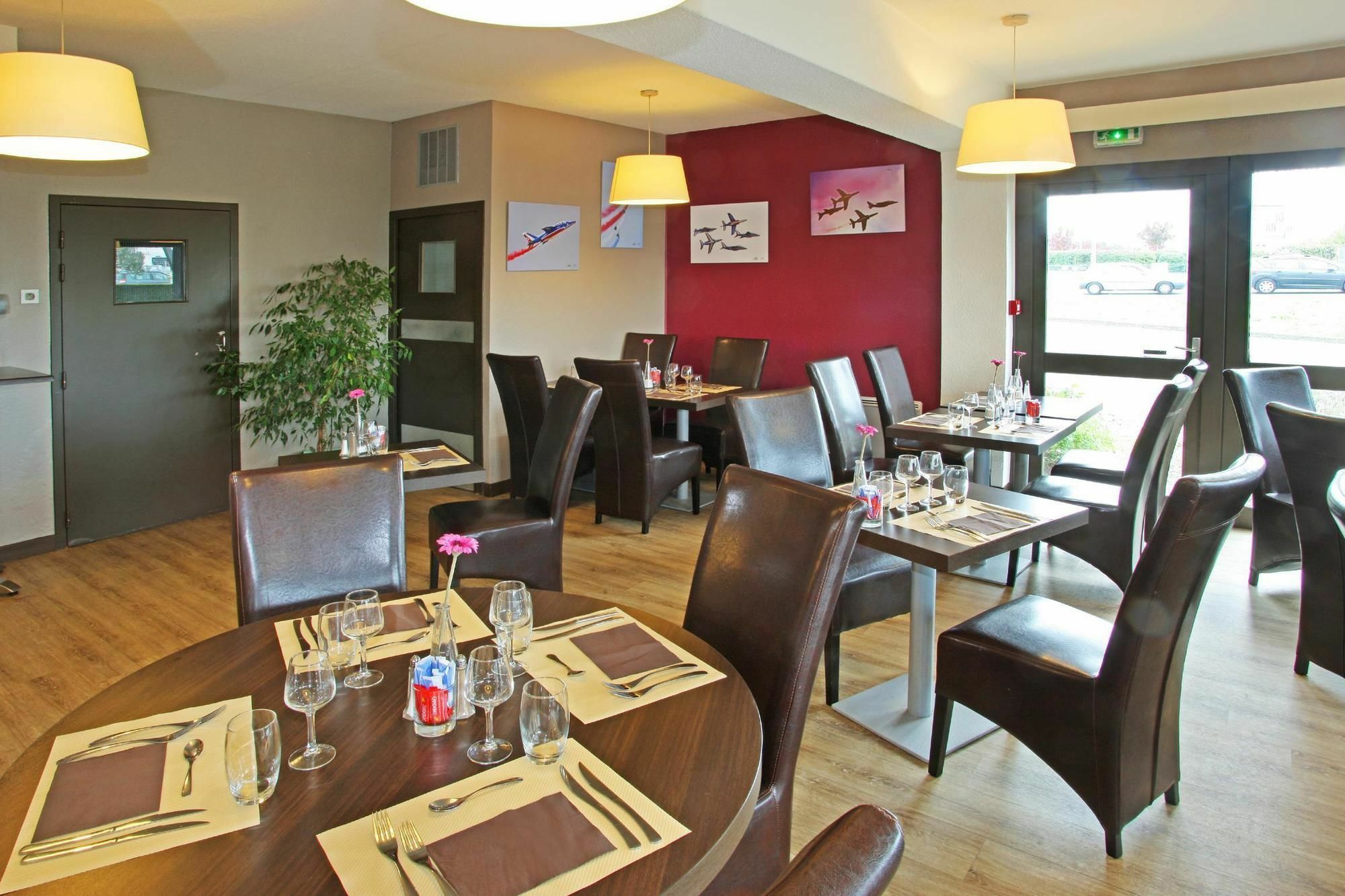 Hotel Inn Design Poitiers Sud エクステリア 写真
